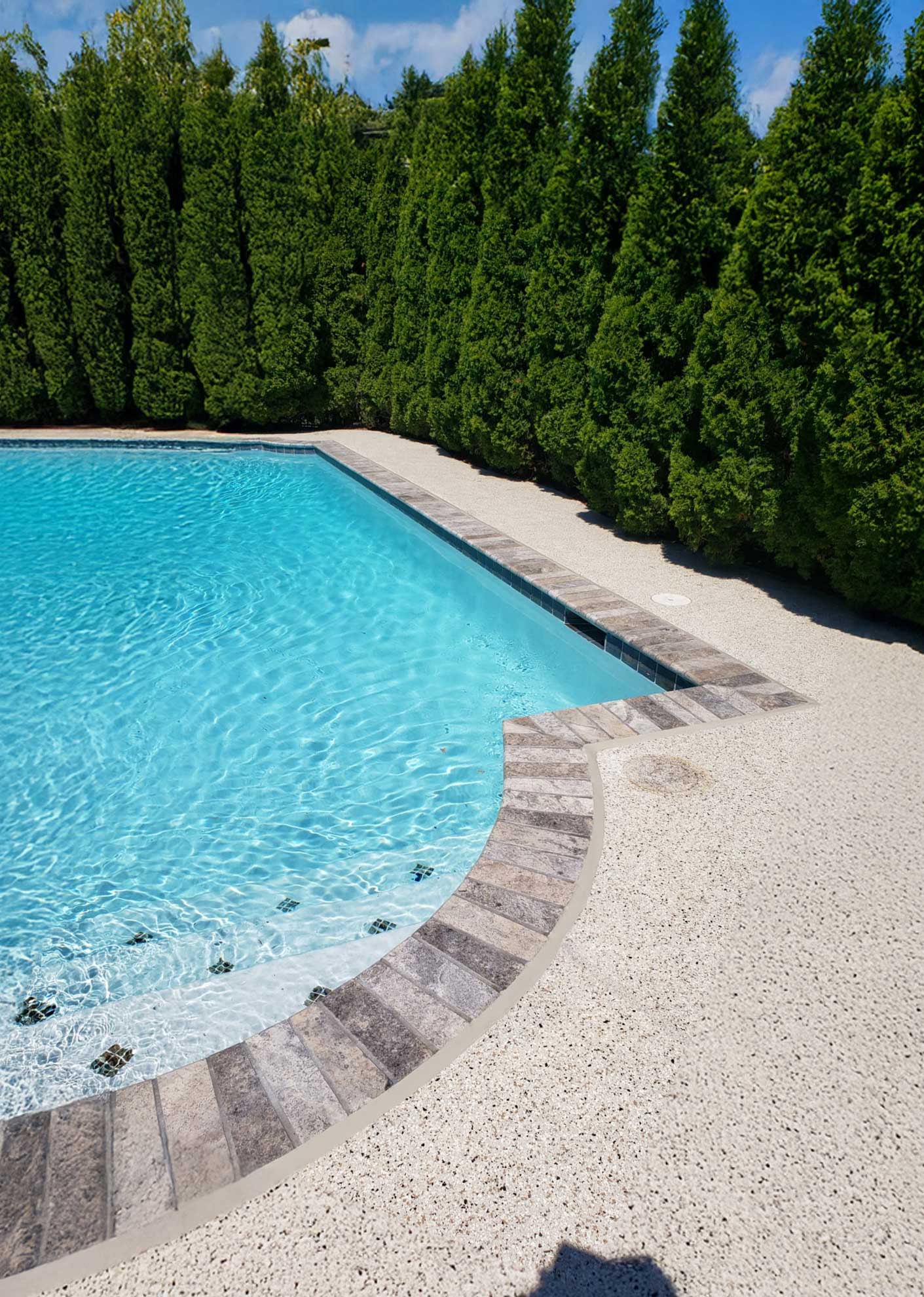 Aggregate pool finish installer