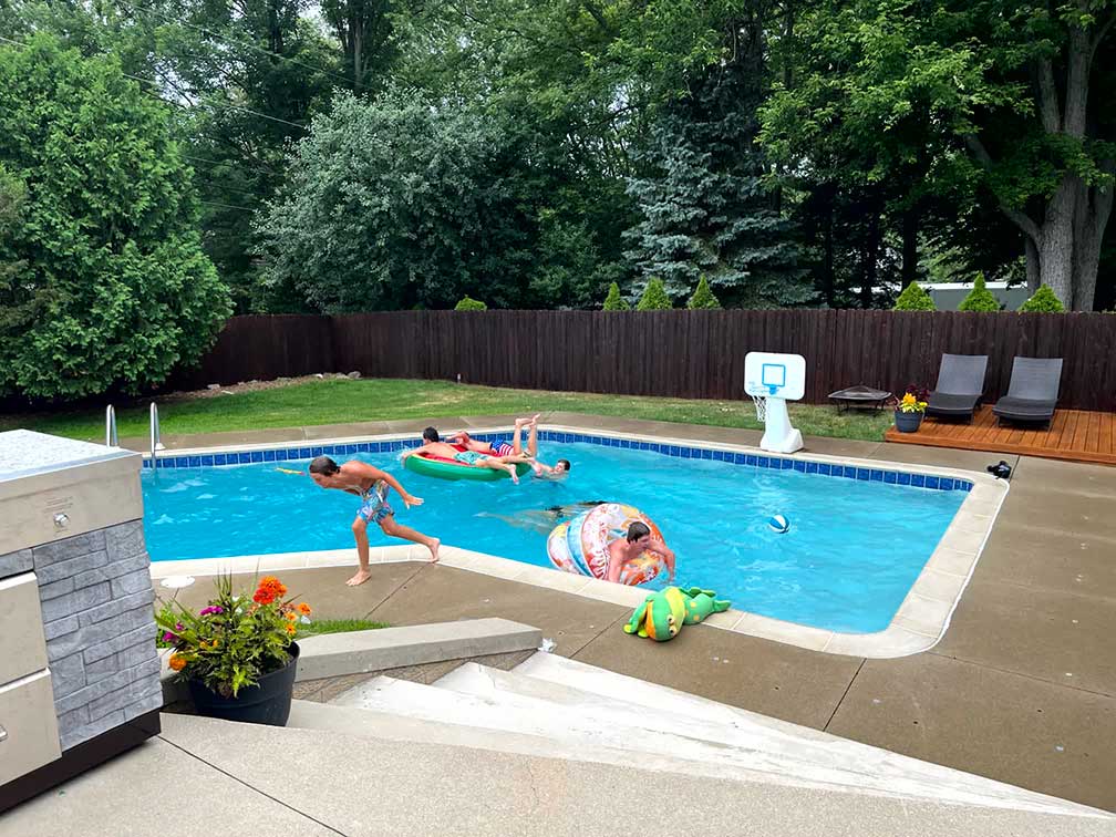 Newly renovated pool near me, Oakland County